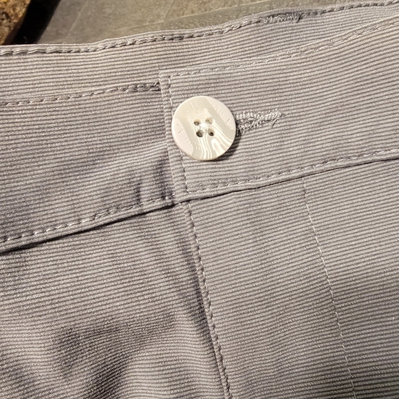 Callaway Golf shorts 36 Dk Gray HTR 4 Way Stretch Light Moisture Wicking $75 NWT - Picture 12 of 14